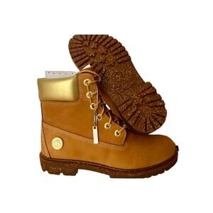 TIMBERLAND Women's Heritage 6" inch Waterproof Boot Wheat Nubuck W/ Gold A5RS8